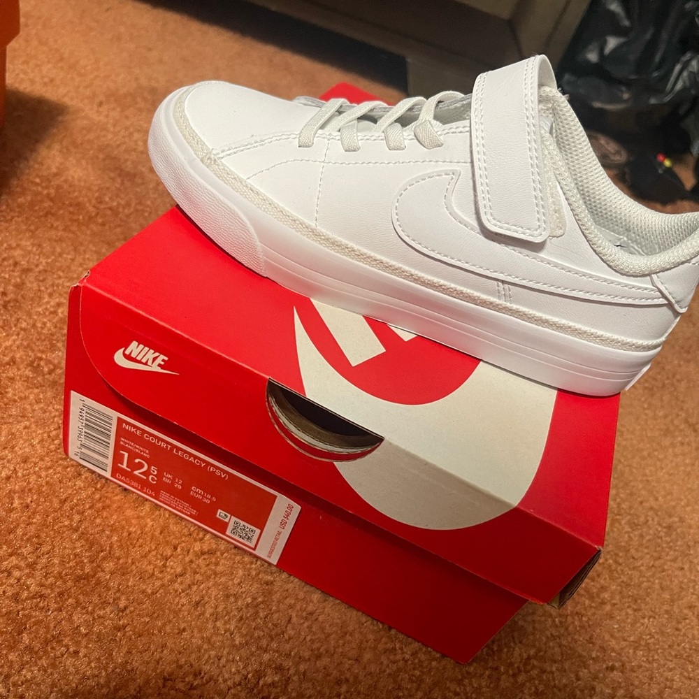 brand new nike shoes